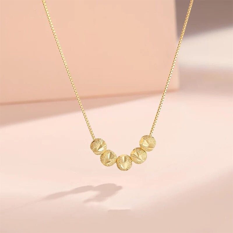 Elegantti helmikaulakoru ja rannekoru naisille hopean- ja kullanvärisinä, ainutlaatuinen muotoilu, monikäyttöinen.