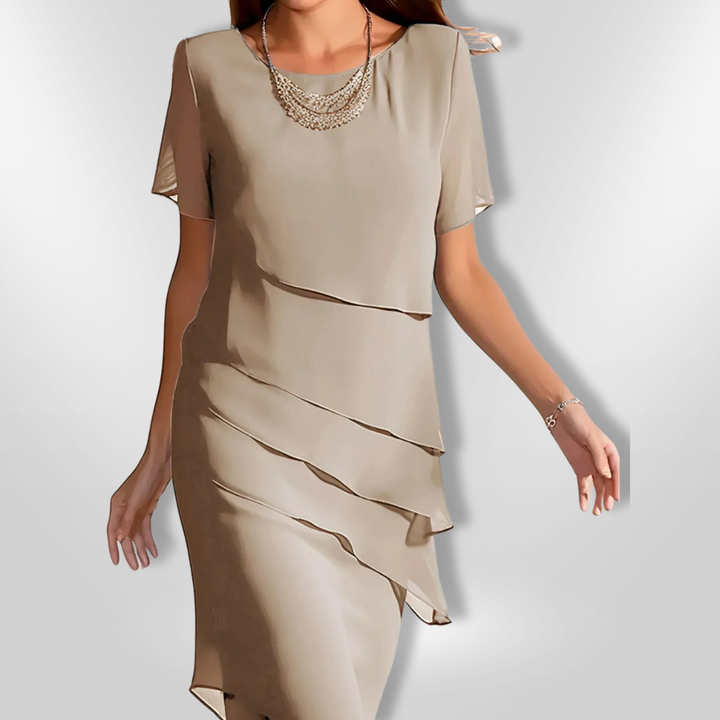 Elegant damekjole i chiffon - alsidig