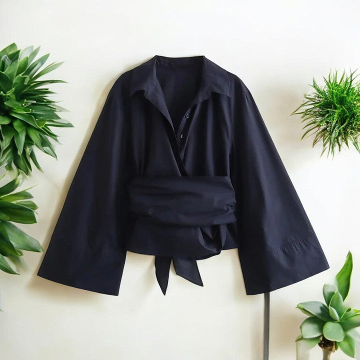 Elegant dame kimono bluse med sløjfe, langærmet i afslappet stil, velegnet til hverdag og fest.