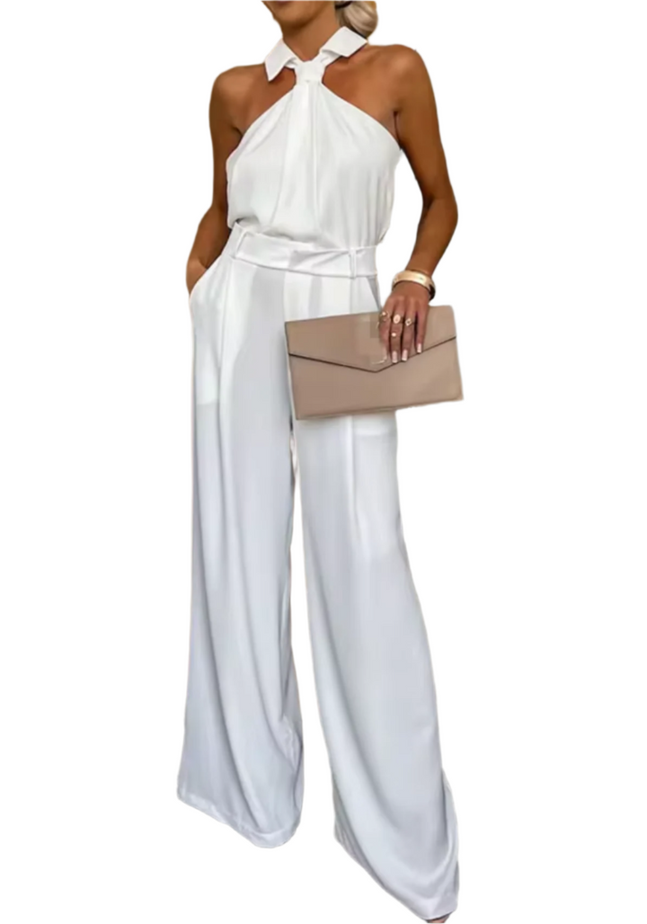 Elegant dame jumpsuit med vide ben, høj krave og blødt stof, perfekt til særlige lejligheder.