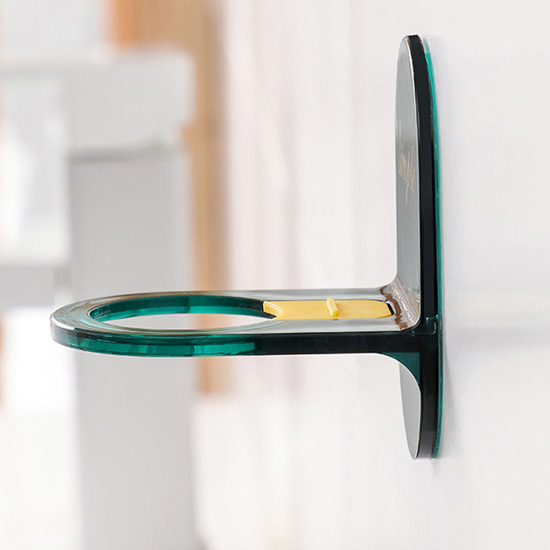 Elegant plastik bruser gel holder, tilgængelig i mørkegrøn og lysegrøn, passer til forskellige flaskestørrelser og indretninger.