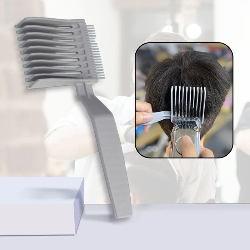 Ergonomisk herre gradientkam, sorte og grå nuancer, til hårklipning, brugt i en salon.