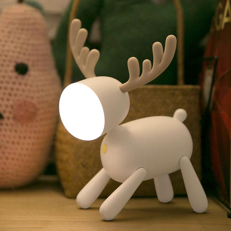 Elg nattlampe med to lysmodi, enkelt og elegant design, til børneværelser og skriveborde, energibesparende
