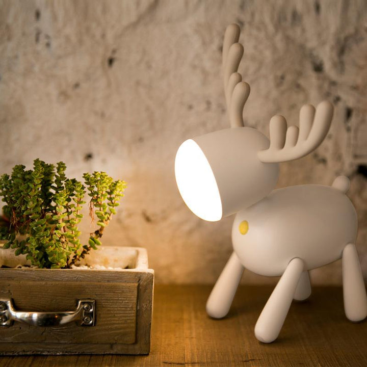 Elg nattlampe med to lysmodi, enkelt og elegant design, til børneværelser og skriveborde, energibesparende