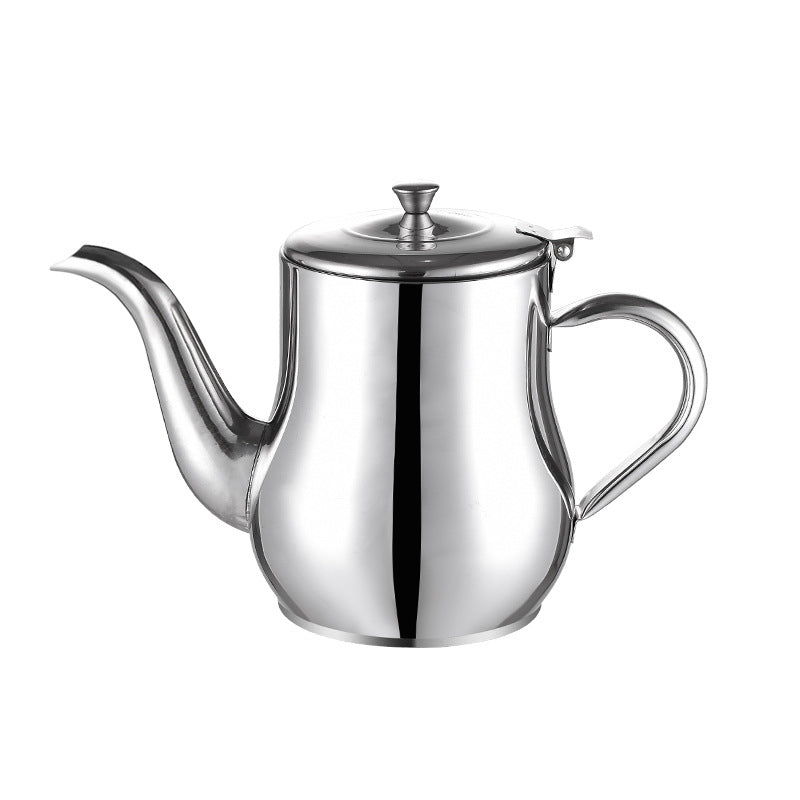 Sølvfarvet oliebeholder i rustfrit stål med si, ergonomisk håndtag, buet tud, støvtæt låg.