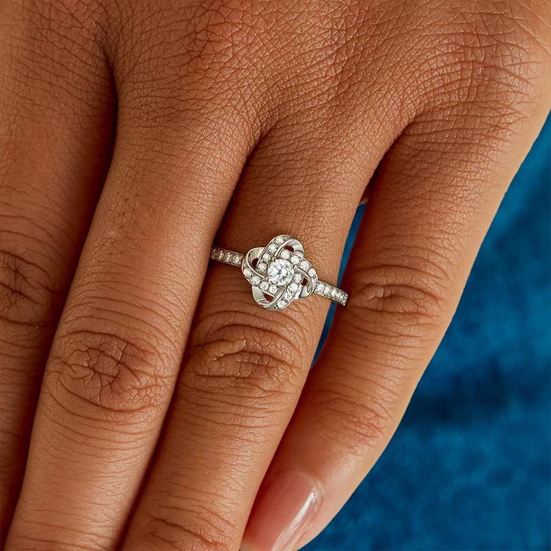 Dame sølv knude ring og halskæde sæt, symboliserer evigt venskab, perfekt som gave til kvinder.