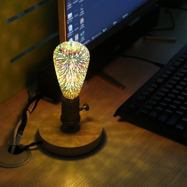Fyrværkeri effekt LED-pære, farverig og dekorativ, velegnet til fester og indretning, med 3D-effekt.