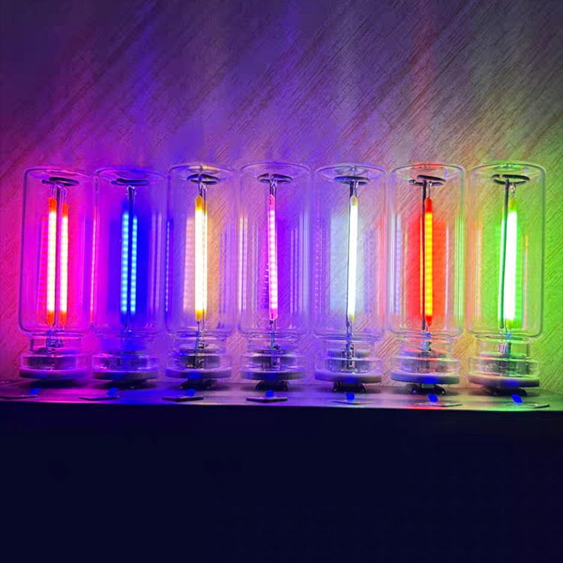 Bærbar LED Glas Natlampe med Berøringskontrol, strømlinet design, USB-tilslutning, flerfarvet belysning, brug i soveværelse.