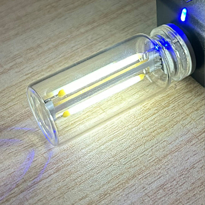 Bærbar LED Glas Natlampe med Berøringskontrol, strømlinet design, USB-tilslutning, flerfarvet belysning, brug i soveværelse.