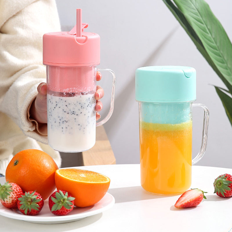 Kannettava ladattava mehustaja, tehokas ja kompakti, musta, 6-teräinen, BPA-vapaa, 420 ml kapasiteetti, teknologia ja gadgeti
