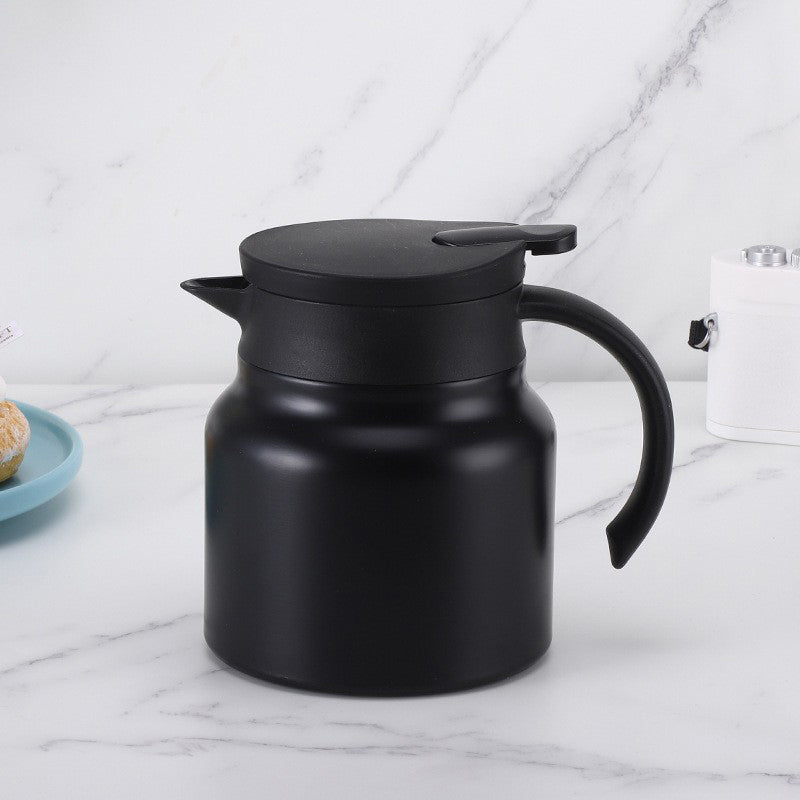 "Kannettava termospullo, ruostumatonta terästä, moderni muotoilu, ergonominen kahva, 800ml tai 1000ml kapasiteetti."