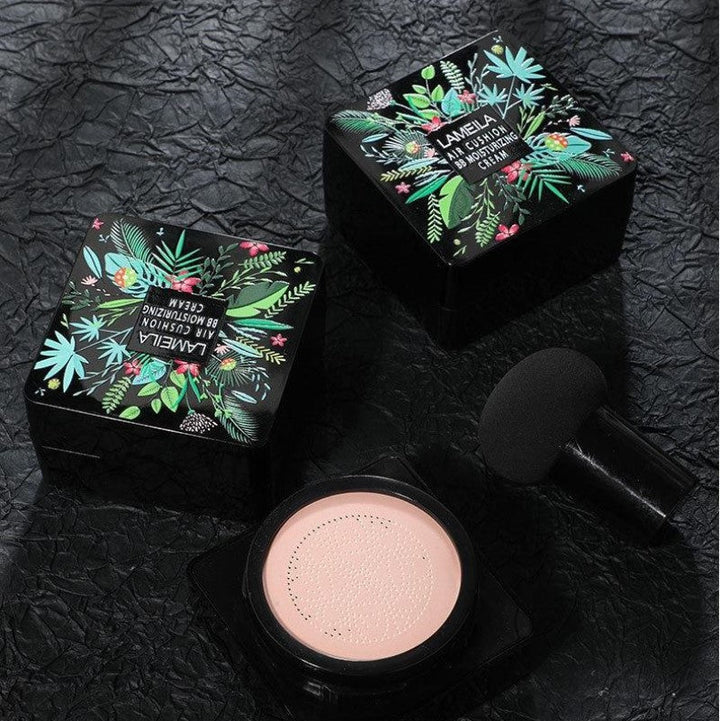 Dame Air Cushion BB Cream med smuk nuance, rund air cushion-pakke, naturlig og fejlfri makeup-base.