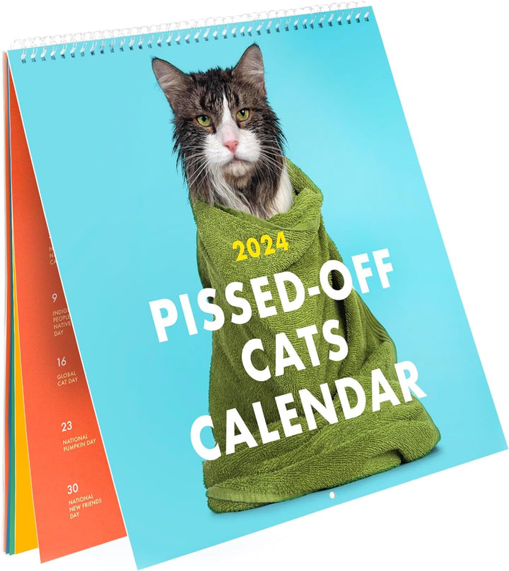 Kattentusiast 2024 vægkalender, dekorativt design, indeholder søde kattebilleder for hver måned, bringer glæde.