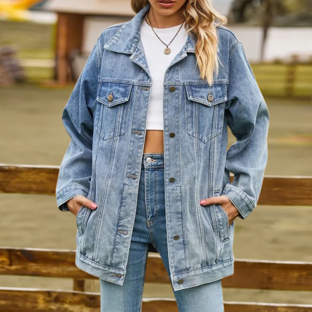 Klassinen naisten oversize denim-takki, retrotyylinen sininen jakku, nappikiinnitys ja ainutlaatuisia yksityiskohtia.