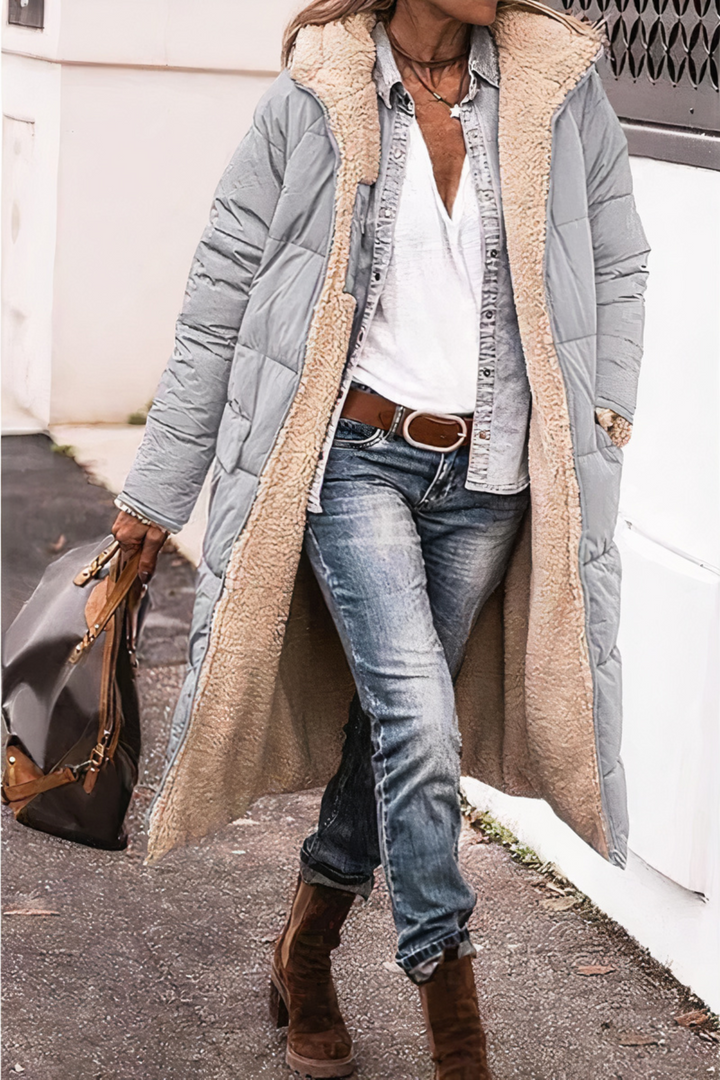 Vendbar dame lang parka, teddyfor, flerfarvet, med hætte, varm vinterjakke, elegant og alsidigt design.