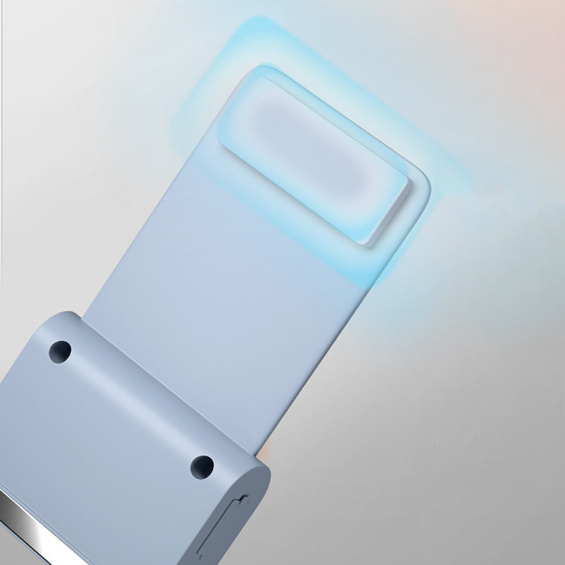 Kompakt grå bærbar LED-lommelygte, magnetisk beslag, flere lysindstillinger, USB-genopladelig, IPX4 vandtæt.