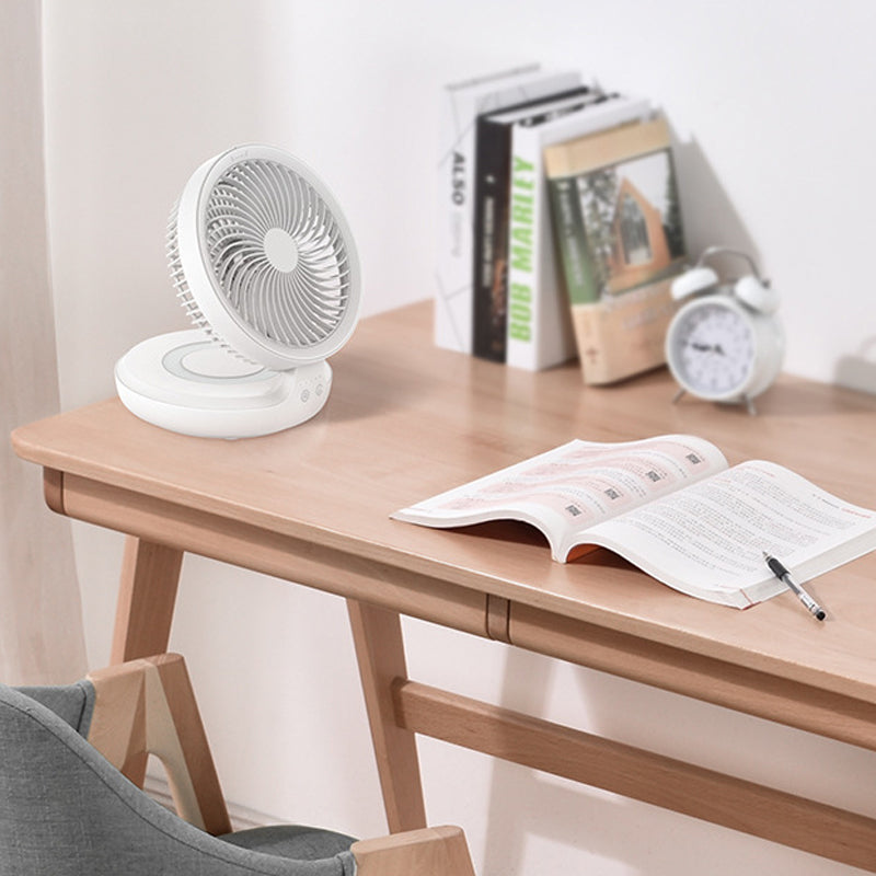Kompakt grå justerbar bordventilator med natlys og foldbart design til at forfriske hjemmet.