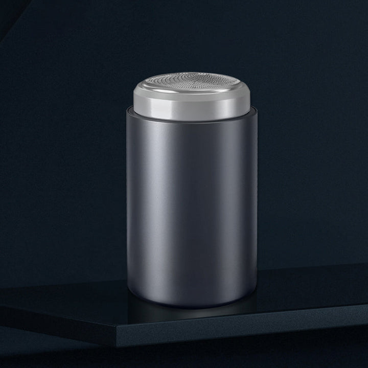 Kompakti kannettava miniparranajokone miehille, tehokas 0,1 mm teräverkon leikkaus ja USB-ladattava.