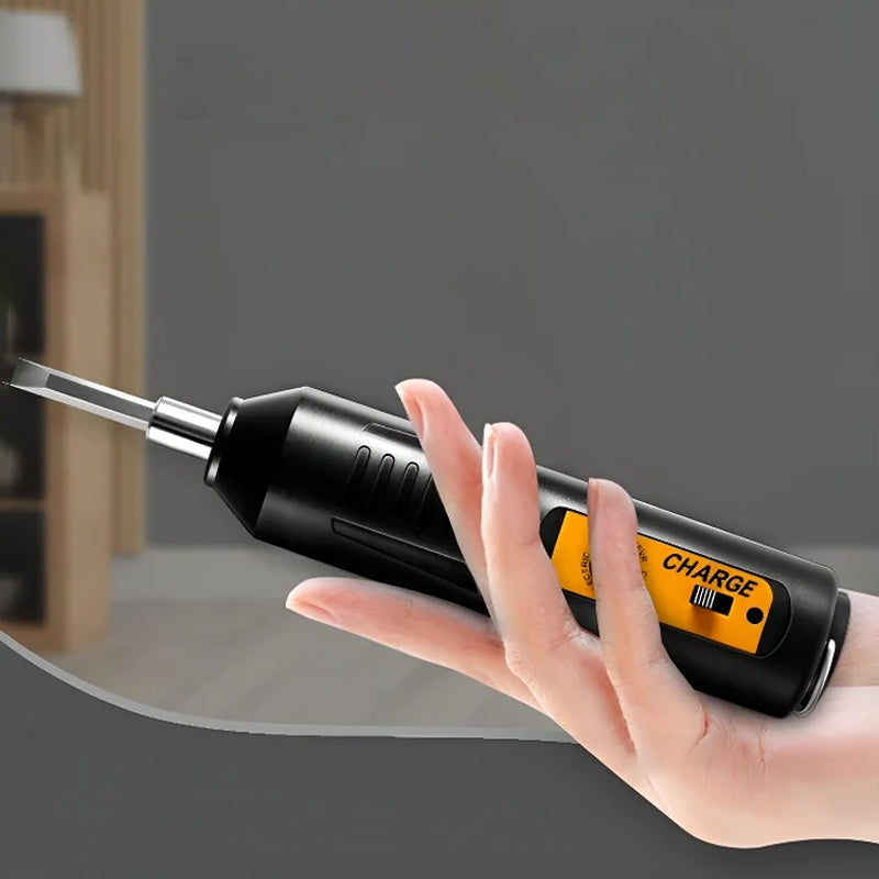 Kompakt bærbar elektrisk skruetrækker, inkluderer flere bitspidser og USB-opladning, velegnet til hjemmebrug.