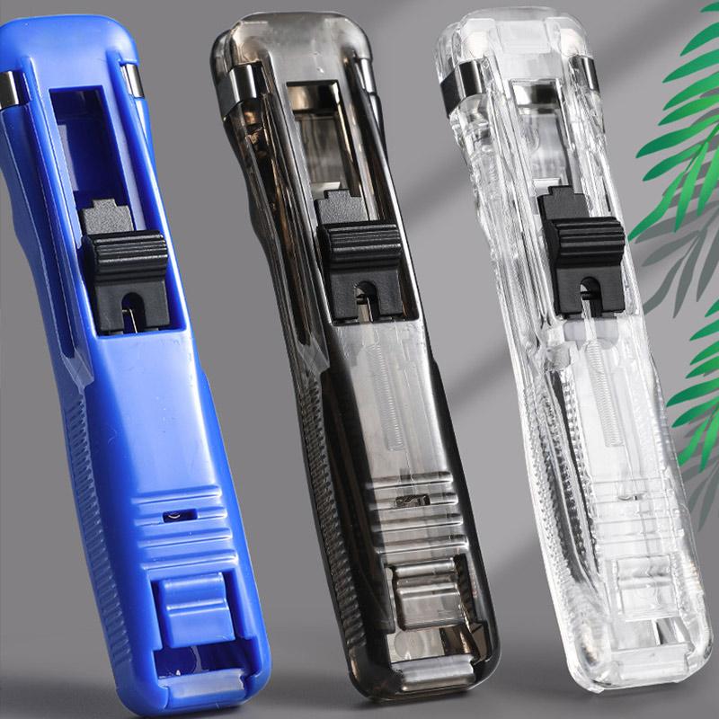 Praktisk flerfarvet papirclips-pistol, ergonomisk design, justerbare gennemsigtige og blå stropper, plastik og metal