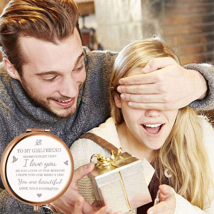 Dame Guld "I Love You" Lommespejl, kompakt og stilfuldt sentimentalt gave til håndtasken.