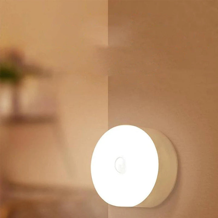 Smart LED-lys, rund form, bevægelsessensor, energieffektiv, multifunktionel, klart lys, indendørs.