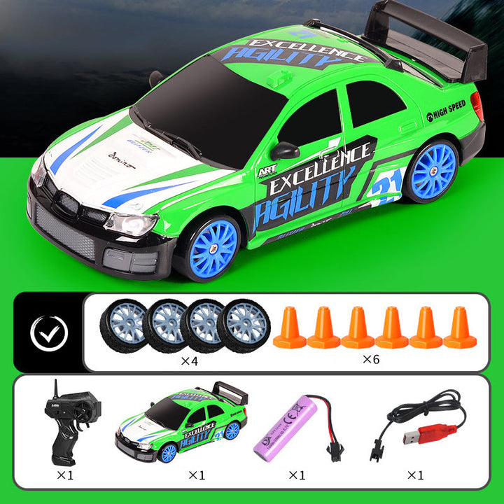 "Ladattava RC-drift-auto, neliveto, LED-valot, tyylikäs muotoilu, tehokas moottori, kääntymistä parantavat kilparenkaat."