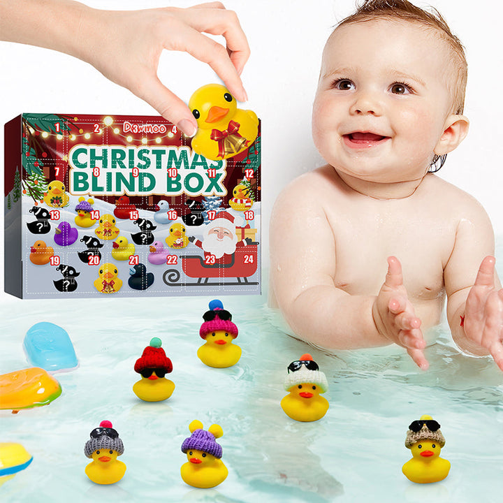 Børnenes jule adventskalender, 24 farverige badeænder, julemotiver, bringer glæde og overraskelser dagligt.