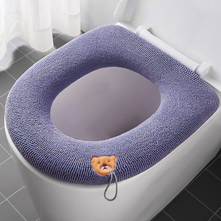 Varmt polyester toiletbræt-betræk i lysegrå, blødt og behageligt anbefalet til vinterbrug.