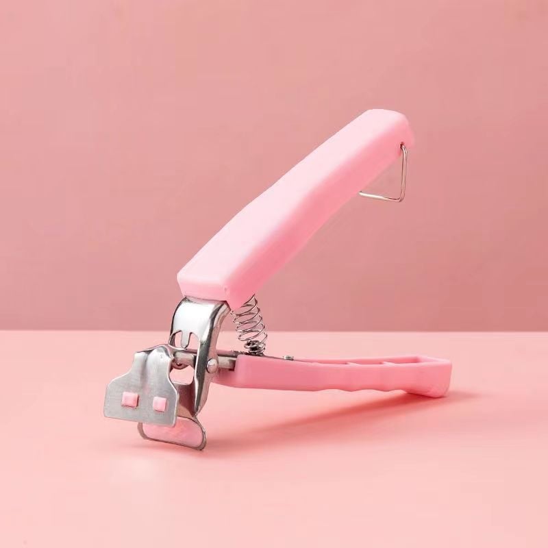 Varmefast, blå køkken silikoneholder, holdbart materiale, praktisk design, sikker håndtering.