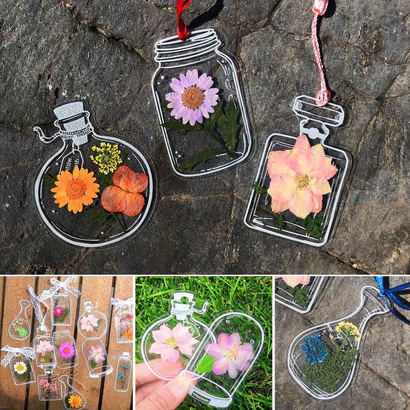 Gennemsigtig bogmærke med tørrede blomster, holdbart plastmateriale, elegant og naturligt udseende til bøger.