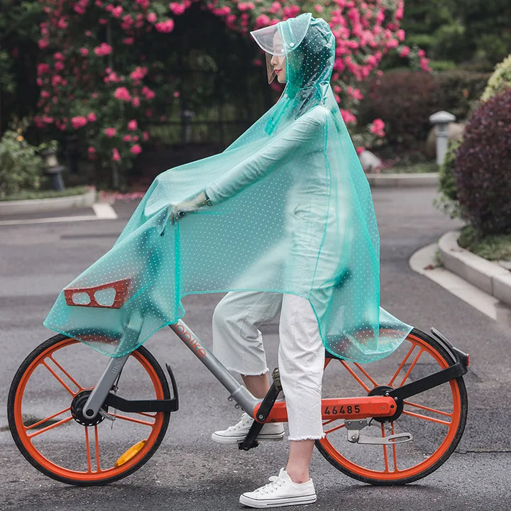 Gennemsigtig unisex cykeljakke i PVC, regn- og vindtæt, perfekt til udendørs brug.