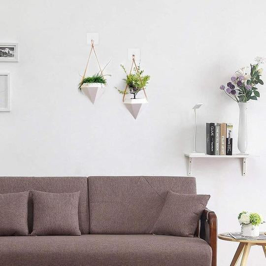"Läpinäkyvät luistonestokoukut keittiöön ja kylpyhuoneeseen, kestävät, elegantit, sopivat sileille pinnoille, helppo asennus.