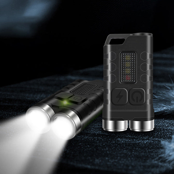 Magnetisk mini LED lommelygte nøglering, vandtæt, kompakt enhed med kraftig lysstyrke og flere lysindstillinger.
