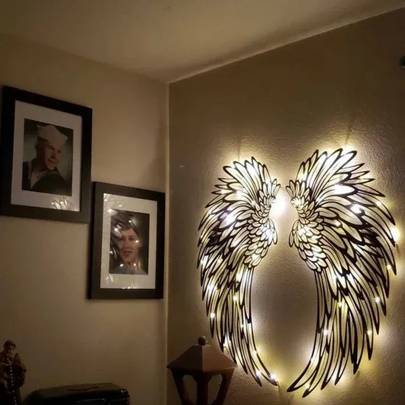 Metal engel vinger vægtæppe med LED lys, sort metal, 3D skyggeeffekt, stilfuld indretningsdekoration.