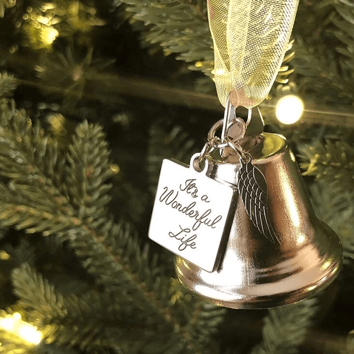 Metallisk julepynt: engel med klokke, antikt design, gylden silkebånd til ophængning, julestemning