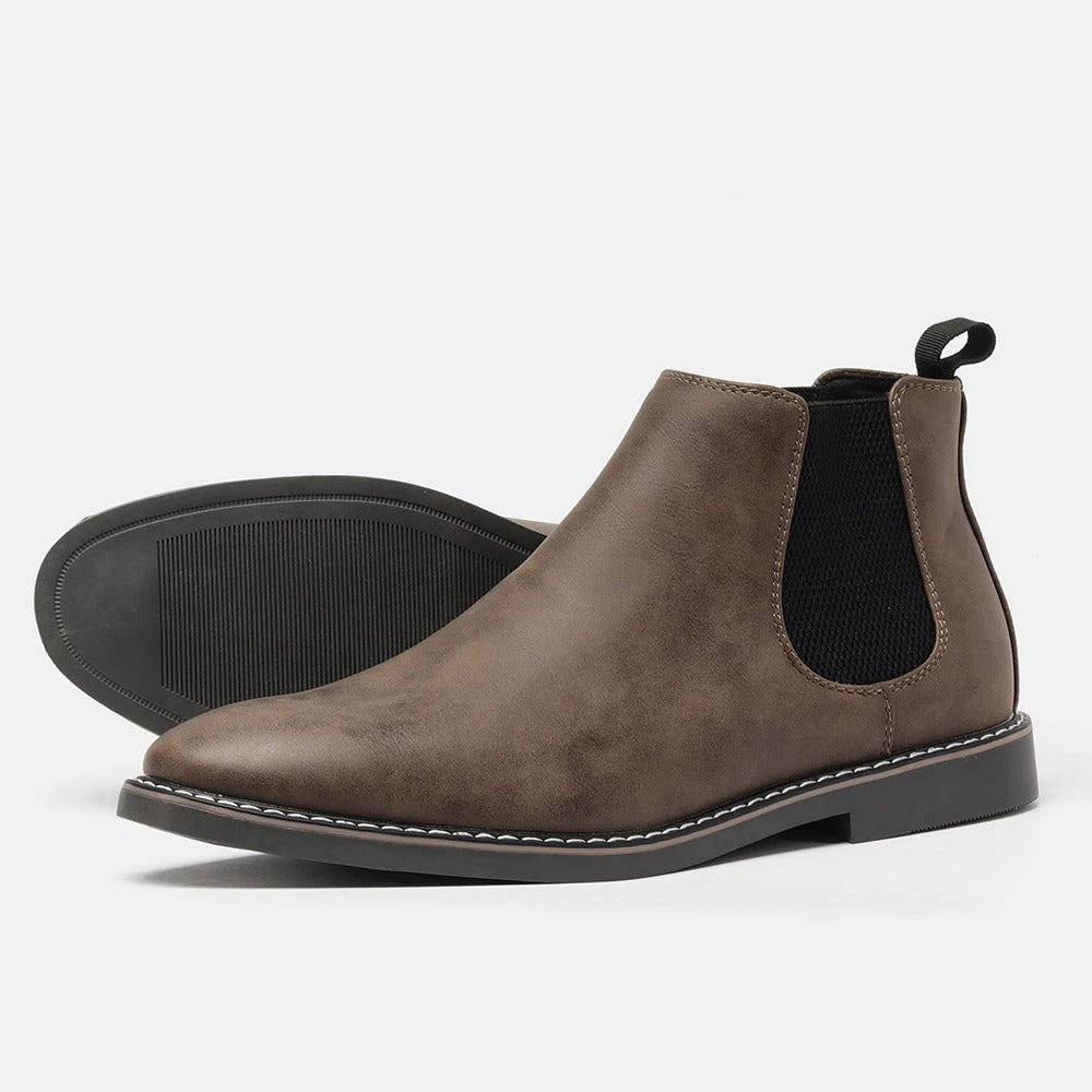 "Miesten Chelsea-saappaat, ruskea nahkalook, slip-on-tyyli, retroeleganssia ja modernia mukavuutta kaikille sääoloille."