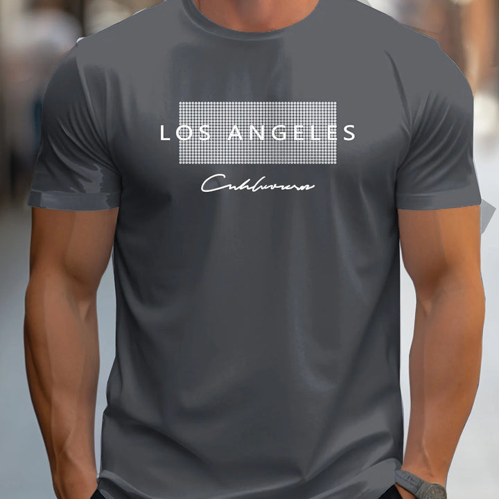 "Miesten Los Angeles T-paita, slim fit, 100% puuvillaa, urheilullinen tyyli, pyöreä kaula-aukko, graafinen kuvio."