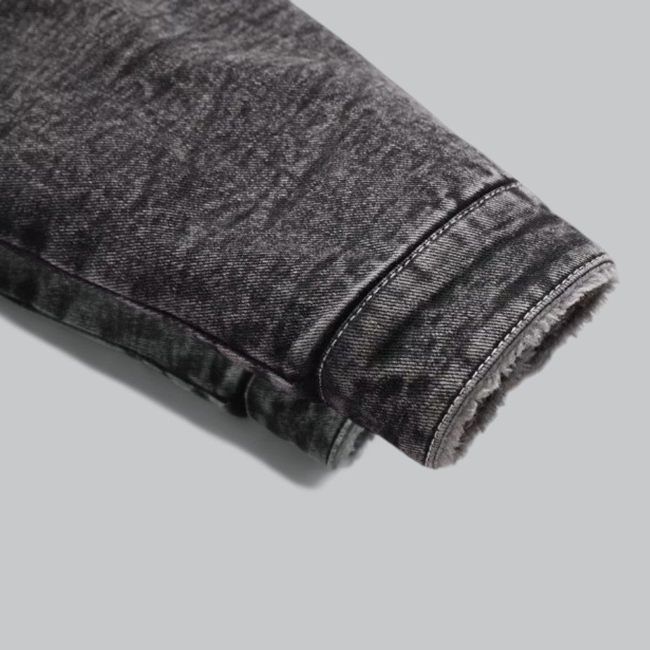 Mænds fleeceforede denimjakke til vinterbrug, stilfuld og varmeisolerende, sort, klassisk model.