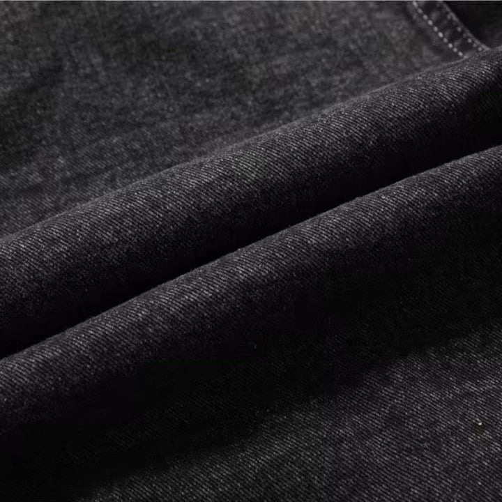 Mænds fleeceforede denimjakke til vinterbrug, stilfuld og varmeisolerende, sort, klassisk model.