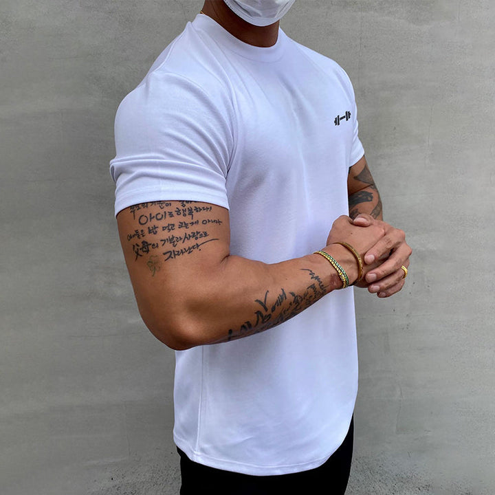 Herre trænings t-shirt i khaki, sort, hvid, vinrød og lyserød. Åndbar og komfortabel til sport.