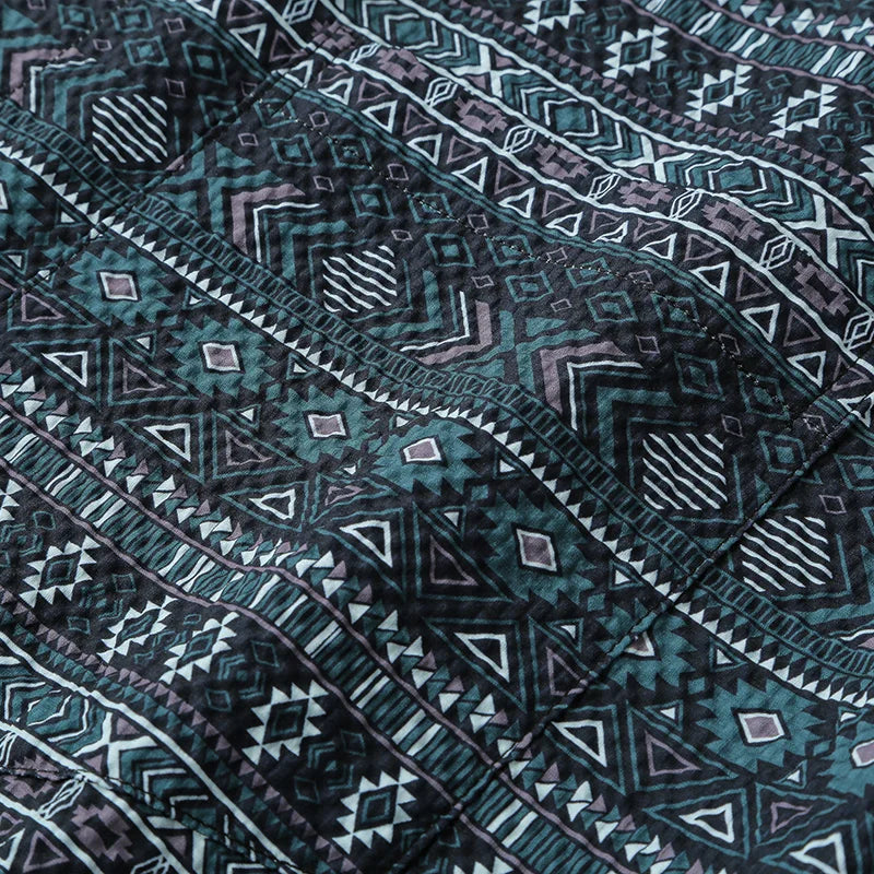 "Miesten kesäpaita vintage-printillä, pehmeä puuvilla, ainutlaatuinen design, lyhyet hihat, täydellinen rentoihin ja muodolli