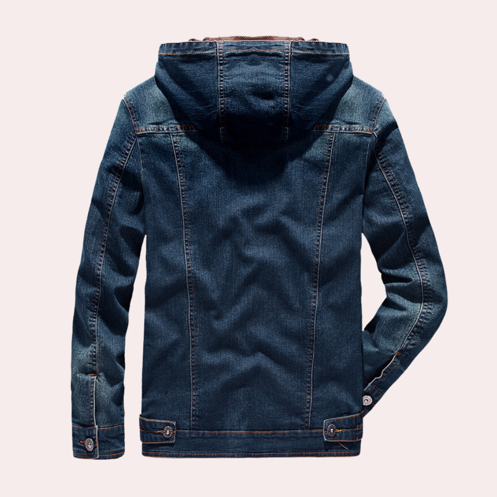 Herre Klassisk Mørkeblå Denimjakke, afslappet pasform, tidløst design, velegnet til hverdags- og udendørs brug.