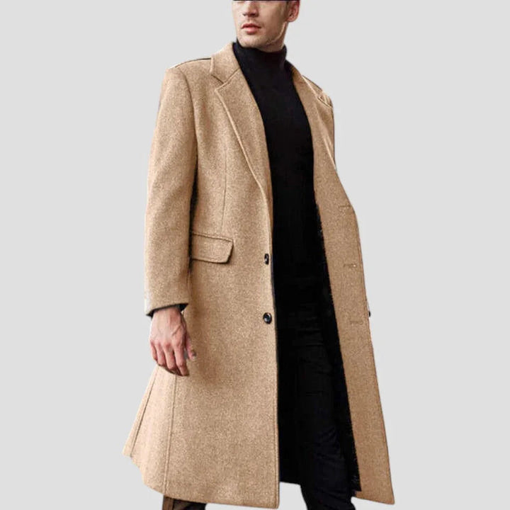Herre klassisk uldblandingsfrakke med knaplukning, tidløs silhuet, tilgængelig i beige, grå, sort og brun.