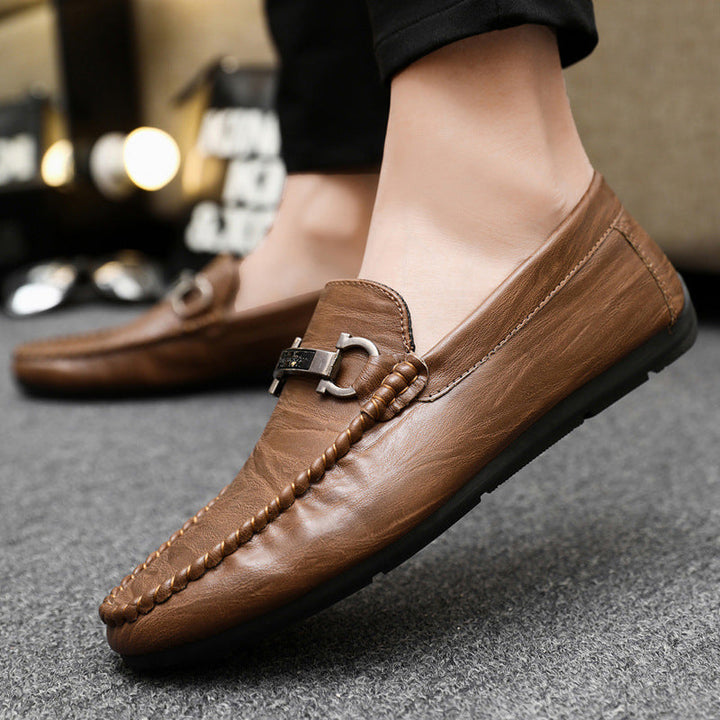 Miesten klassiset loaferit, pehmeä sisävuori, joustava pohja, musta väri, tyylikäs ja mukava muotoilu, sopii arkeen ja juhlaa