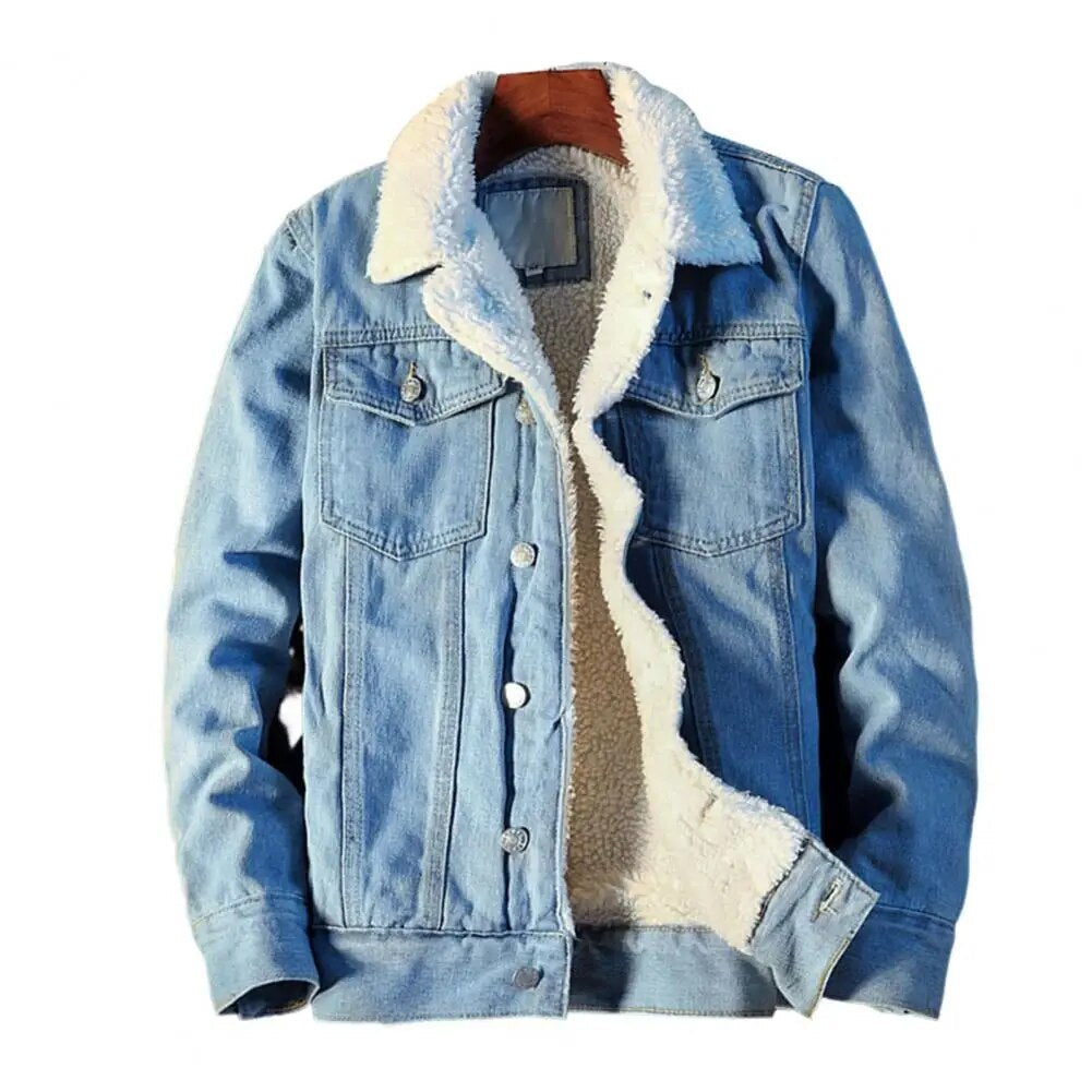 "Miesten lämmin denimtalvitakki, fleecevuorattu, kestävä farkkupinta, klassinen tyyli ja käytännölliset taskut."