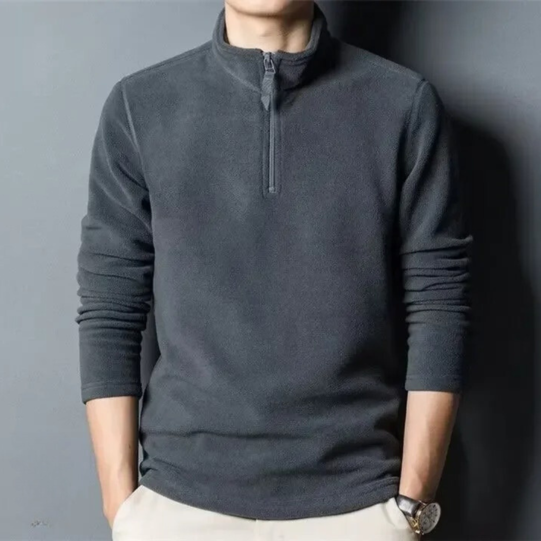 Miesten lämmin fleece soft shell -takki, hengittävä, moderni muotoilu, vetoketjullinen kaulus, tummansininen sävy.