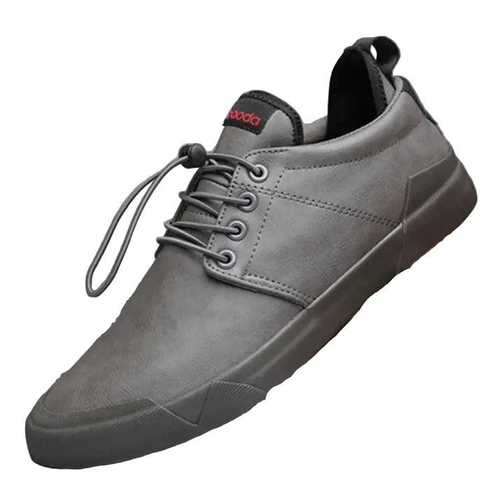 Herre minimalistiske slip-on sneakers, enkelt design, afslappet og sporty stil, nemme at tage på