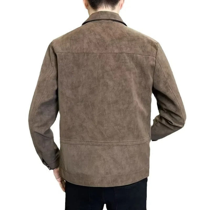 Moderne herrejakke med lynlås, premium materiale, strømlinet og minimalistisk design.
