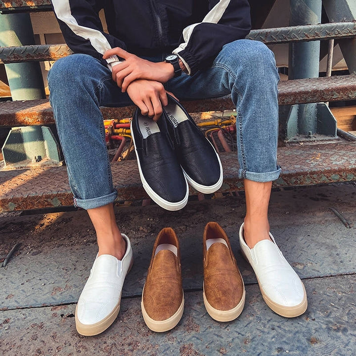 Mænds læder slip-on mokkasiner, stilfuldt design, kvalitetsskind, gummisål, velegnet til hverdagsbrug og fest.
